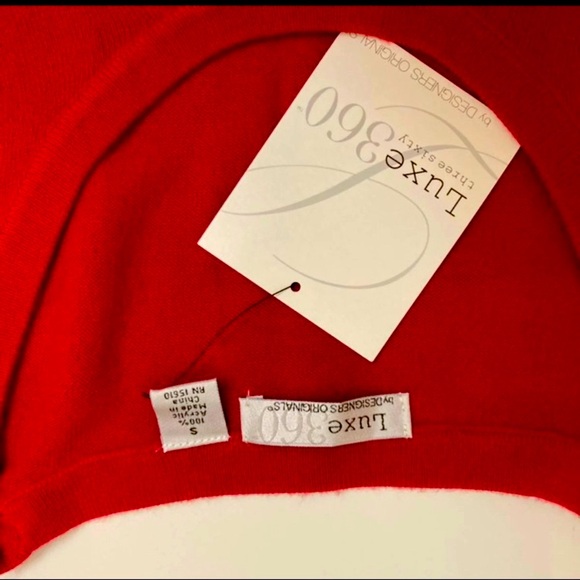 LUXE 360 Sweater Top. - Picture 4 of 4